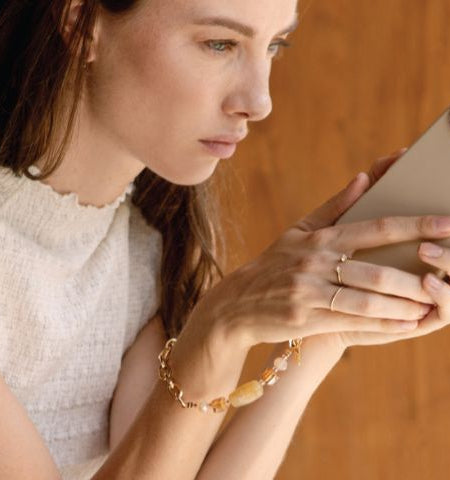The Modern Woman’s Guide to Packing Tech Smartly (and Beautifully)